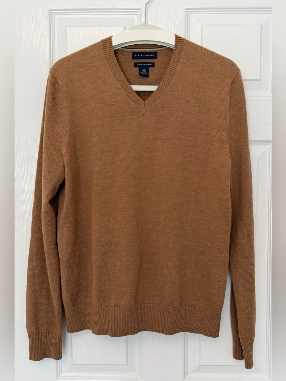 Banana Republic Extra Fine Merino Wool V-Neck Sweater Brown Men’s M